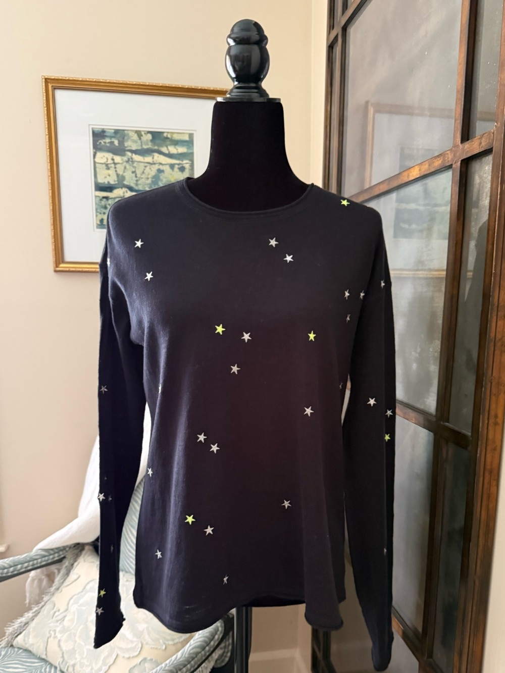 LISA TODD LIGHTWEIGHT SWEATER WITH EMBROIDERED STARS